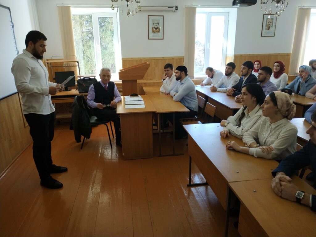 Встреча директора со студентами: диалог о будущем филиала